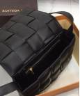 Сумка Bottega Veneta Padded Cassette Bag